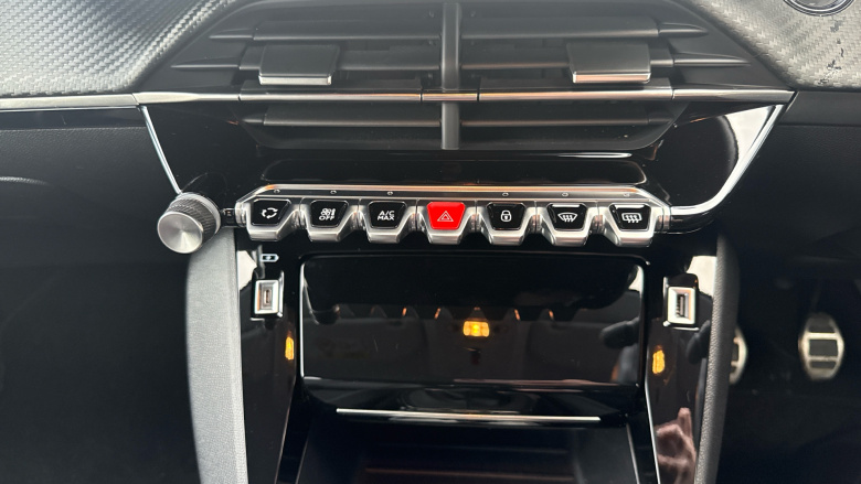 Peugeot 208 1.2 PureTech 100 Allure Premium + 5dr Petrol Hatchback